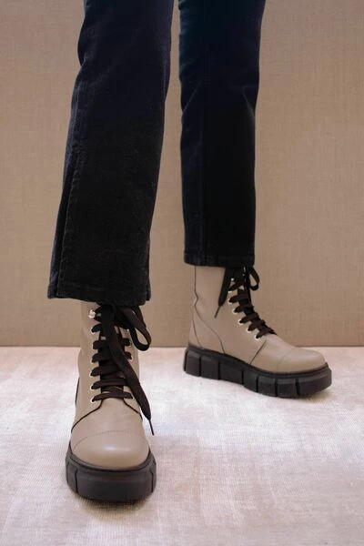 ALOHAS Laarzen Can Can Vegan Boots Beige 4 ALOHAS Laarzen Can Can Vegan Boots Beige - Afbeelding 4