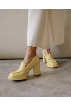 ALOHAS Pumps Busy Shoes Yellow 10 ALOHAS Pumps Busy Shoes Yellow -Aloha Winkel fe587d0d261c5b2b0f592e3e279123c3