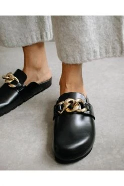 ALOHAS Schoenen Fireplace Chain Clogs Black -Aloha Winkel fedee272d62986f63666f0f5eeb232d6